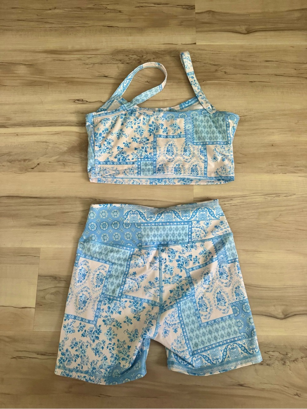 AS Revival Blue Patchwork Floral Biker Short Set β Size Medium - Picture 4 of 4